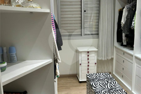 Apartamento à venda com 3 quartos, sendo 1 suíte,  em Santa Teresinha, São Paulo, SP
