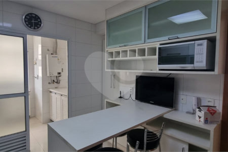Apartamento à venda com 3 suítes em Santa Teresinha, São Paulo, SP