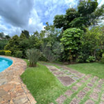 Casa à venda com 5 quartos, sendo 3 suítes, no condomínio Estância Marambaia, Vinhedo - SP
