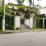 Sobrado à venda ou para alugar com 3 suítes em Jardim Guedala, São Paulo, SP