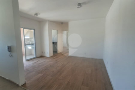 Apartamento à venda ou para alugar com 2 quartos, sendo 1 suíte, em Aparecidinha, Sorocaba, SP