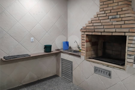 Sobrado à venda com 3 quartos, sendo 1 suíte, em Vila Paulista, São Paulo, SP