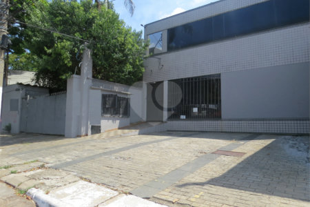 Sobrado à venda com 2 quartos em Alto da Boa Vista, São Paulo, SP