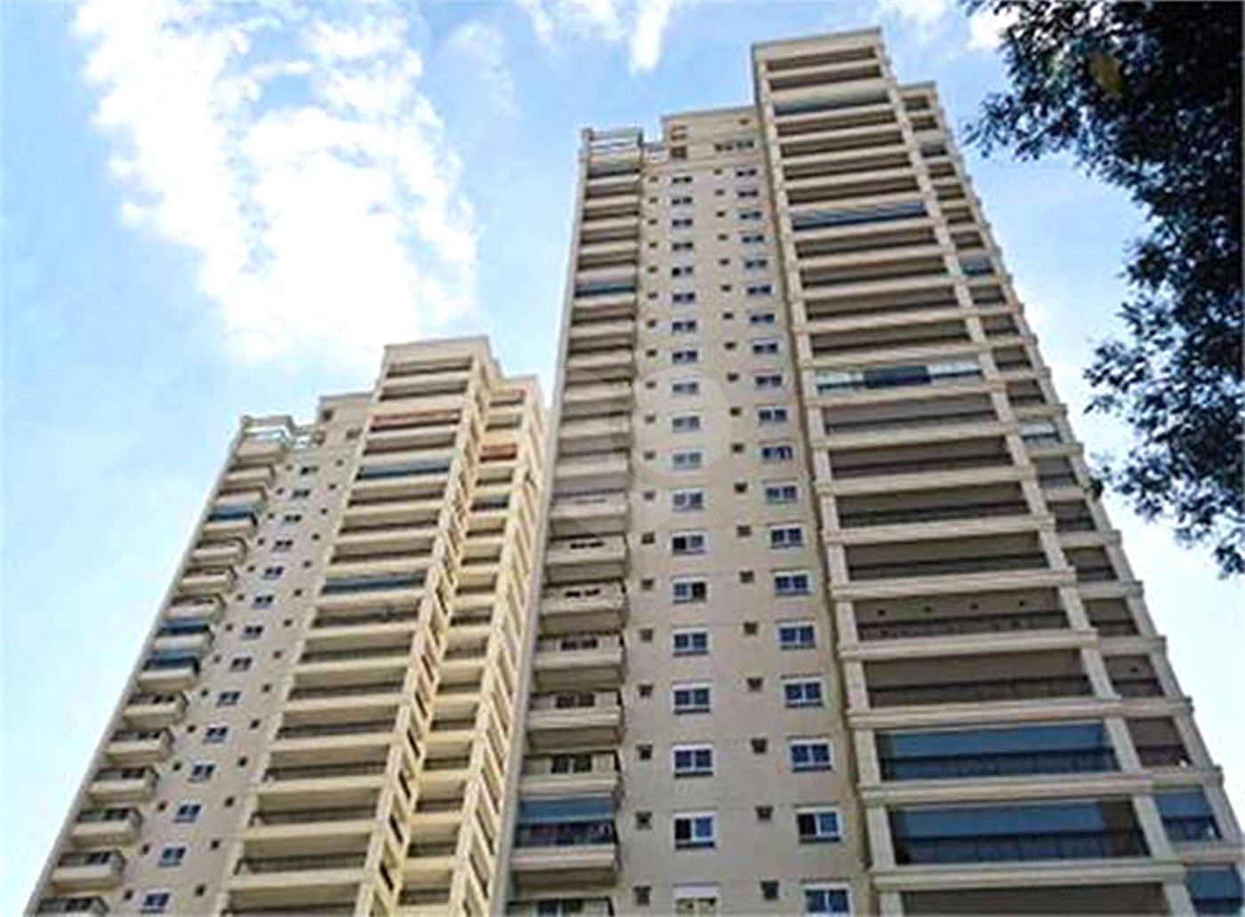 Apartamento à venda com 4 suítes em Santa Teresinha, São Paulo, SP