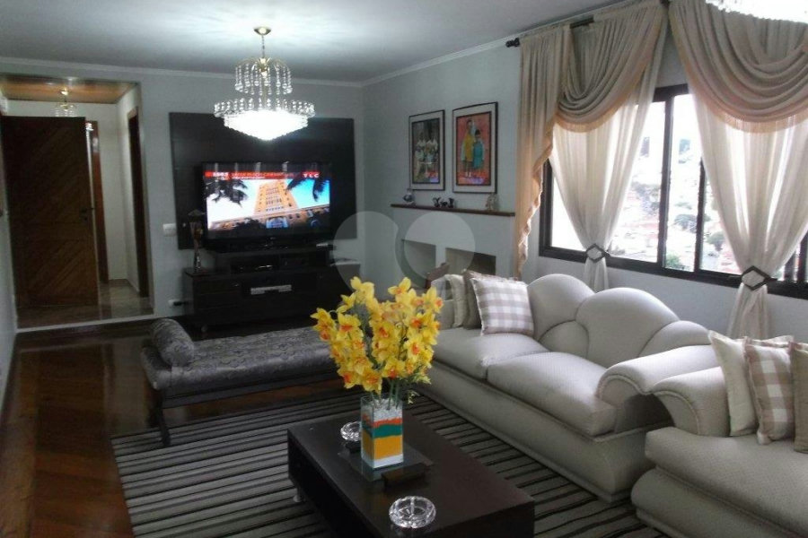 Apartamento à venda com 4 quartos, sendo 2 suítes, em Santana, São Paulo, SP