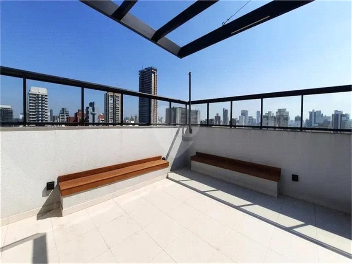 Apartamento à venda com 2 suítes em Cerqueira César, São Paulo, SP