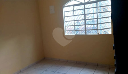 Sobrado à venda com 2 quartos em Santana, São Paulo, SP
