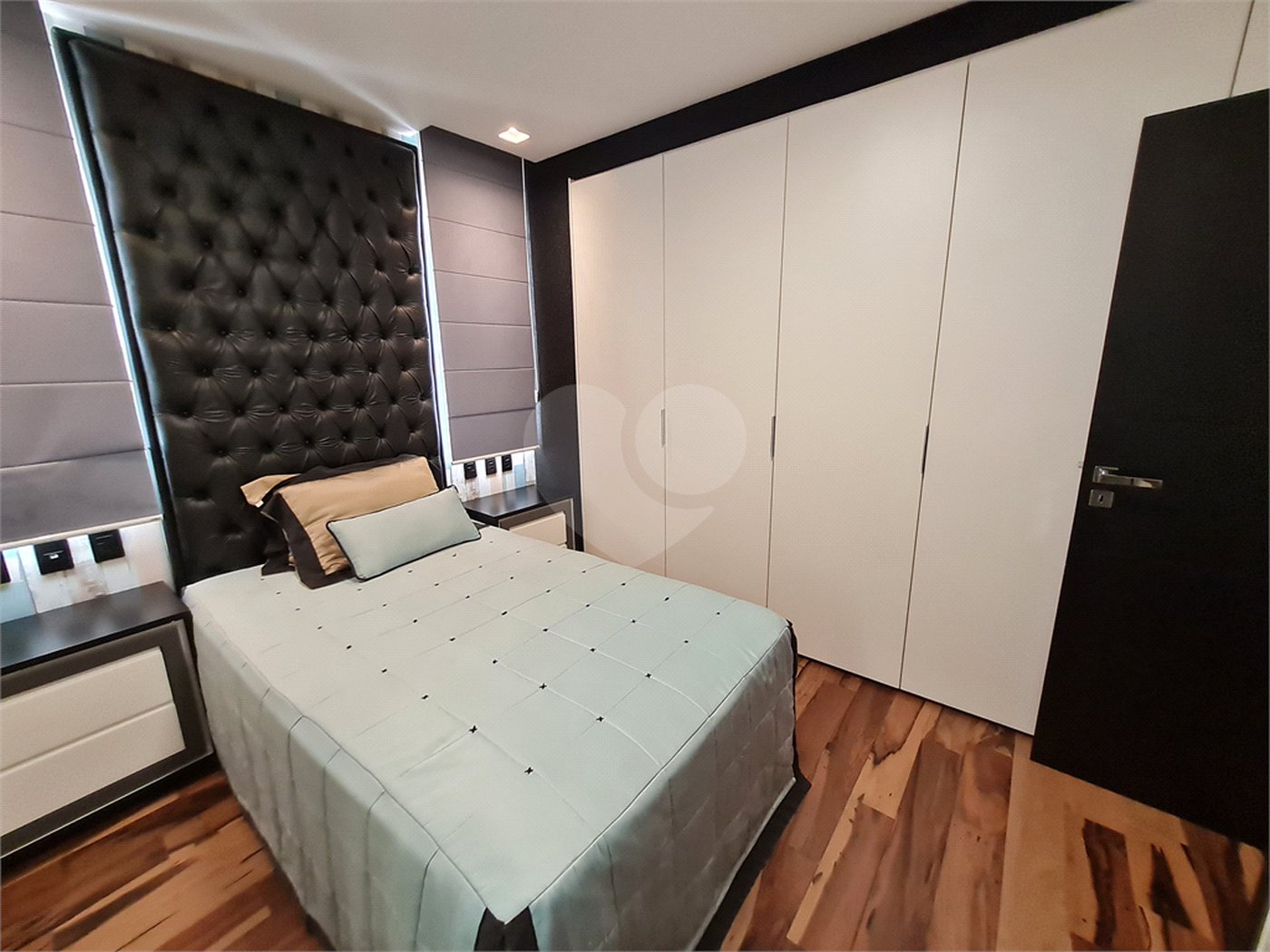 Casa à venda com 4 suítes no condomínio Lago da Boa Vista, Sorocaba - SP