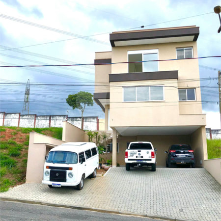 Casa à venda no condomínio Aruã, Mogi das Cruzes - SP