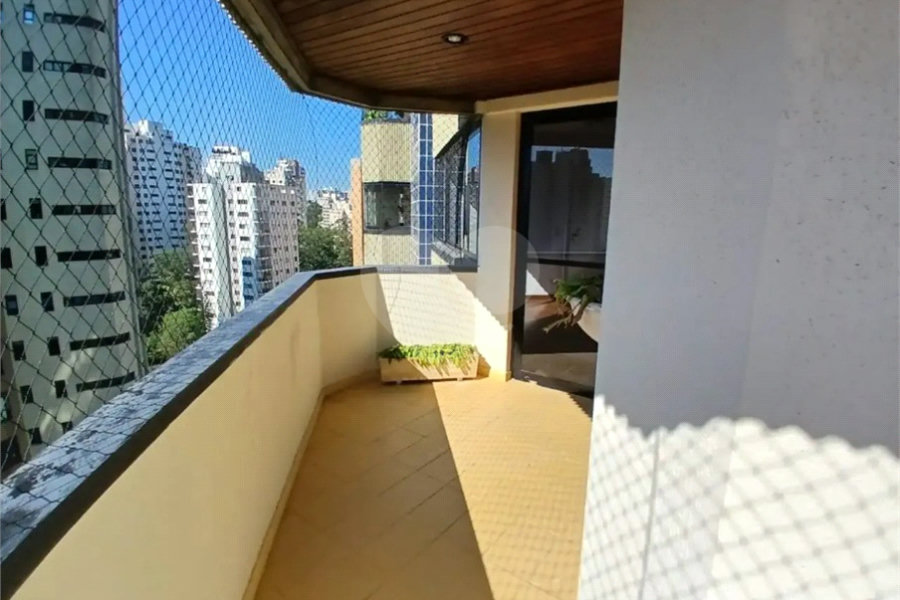 Apartamento à venda com 3 quartos, sendo 1 suíte, em Jardim Sul, São Paulo, SP
