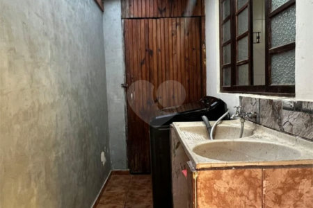 Sobrado à venda com 3 quartos em Conjunto Habitacional Júlio de Mesquita Filho, Sorocaba, SP