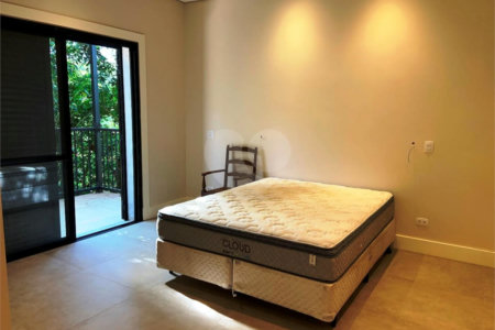 Casa à venda ou para alugar com 3 suítes em Tanque, Atibaia, SP