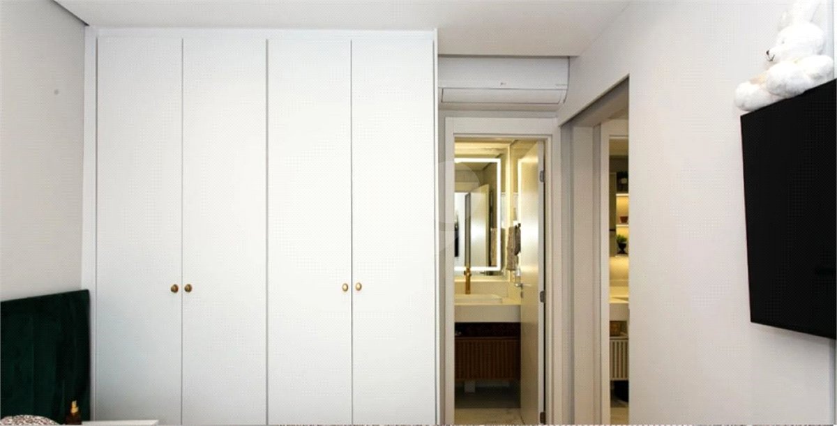 Apartamento à venda com 2 quartos, sendo 1 suíte, em Chácara Seis de Outubro, São Paulo, SP