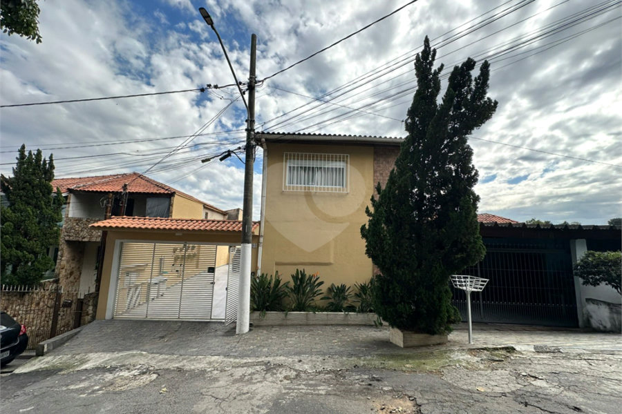Sobrado à venda com 3 quartos, sendo 2 suítes, em Tremembé, São Paulo, SP