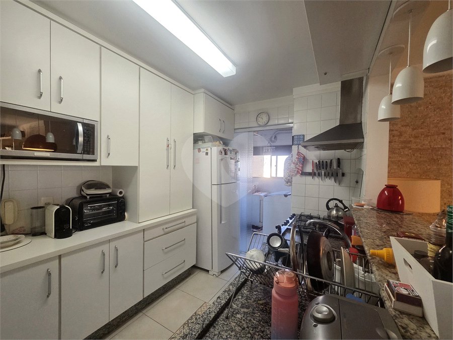Apartamento à venda com 3 quartos, sendo 1 suíte, em Alto da Boa Vista, São Paulo, SP