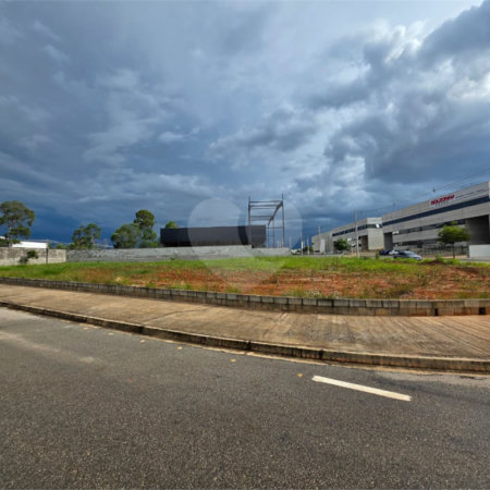 Terreno à venda no condomínio Centro Empresarial Metropolitano, Sorocaba - SP