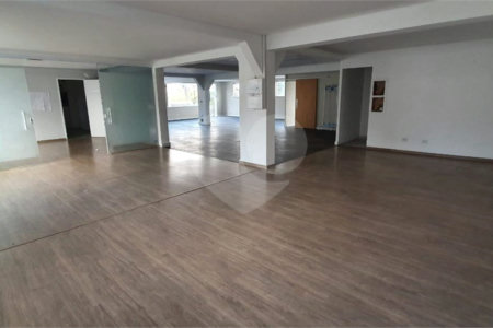 Prédio à venda ou para alugar em Vila Palmares, Santo André, SP