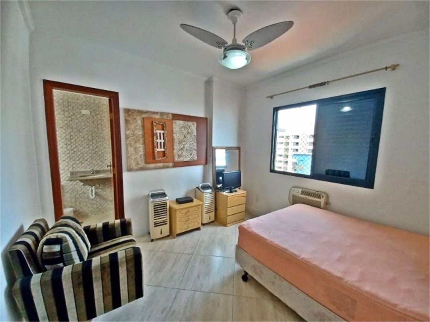 Apartamento Residencial à venda, Vila Guilhermina, Praia Grande - AP0254.
