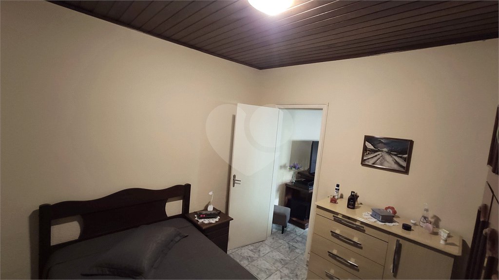 Casa à venda com 4 quartos, sendo 1 suíte, no condomínio Travessa Jacob,38, São Paulo - SP