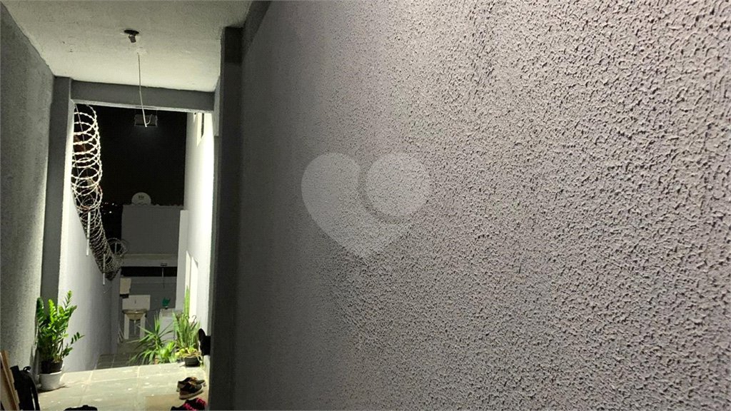 Sobrado à venda com 3 quartos, sendo 1 suíte, em Jardim Esmeralda, São Paulo, SP