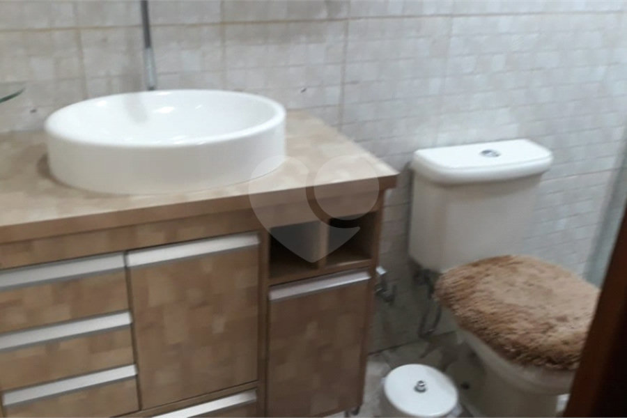 Sobrado à venda com 3 quartos, sendo 1 suíte, em Parque Continental I, Guarulhos, SP