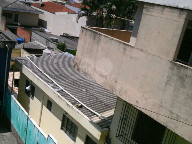 Casa à venda com 4 quartos em Parque Peruche, São Paulo, SP