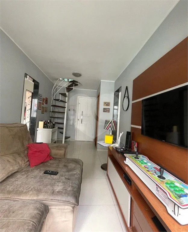 Cobertura à venda com 4 quartos, sendo 1 suíte, em Campo Grande, Rio de Janeiro, RJ