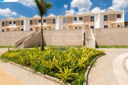 Casa à venda com 4 quartos, sendo 1 suíte, no condomínio Freguesia, Rio de Janeiro - RJ