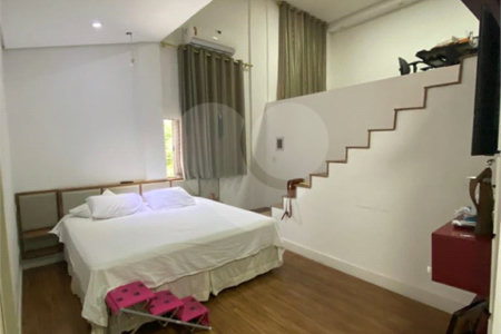 Casa à venda ou para alugar com 4 quartos, sendo 2 suítes, em Vila Rosália, Guarulhos, SP