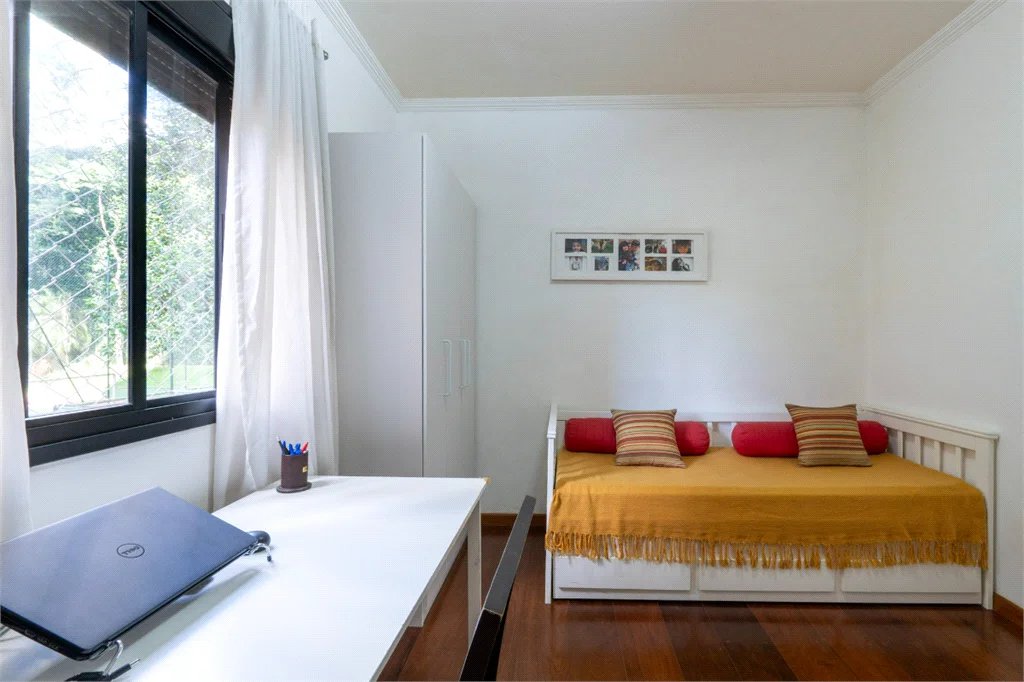Apartamento à venda com 3 suítes em Vila Suzana, São Paulo, SP