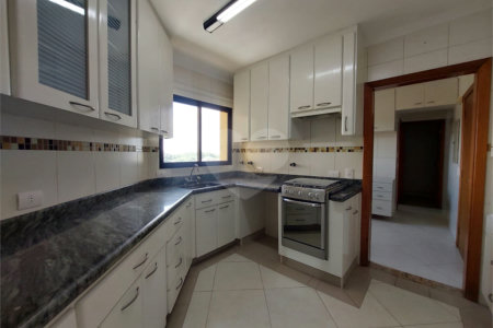 Apartamento à venda com 3 quartos, sendo 1 suíte, em Parque São Domingos, São Paulo, SP