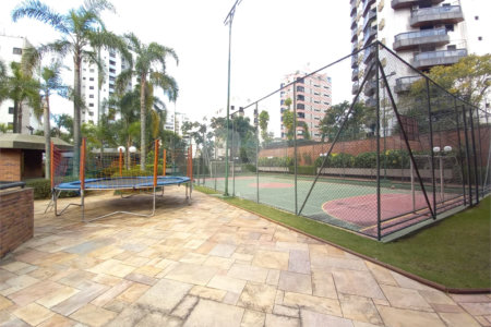 Apartamento à venda com 4 quartos, sendo 3 suítes, em Vila Andrade, São Paulo, SP