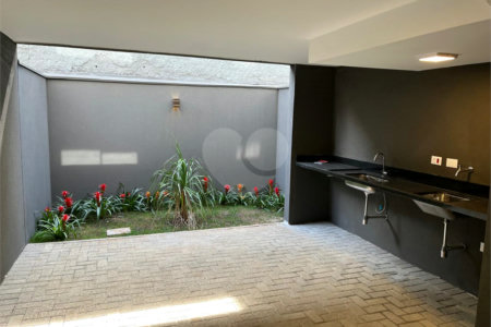 Casa à venda com 2 suítes no condomínio Cube Villa, São Paulo - SP
