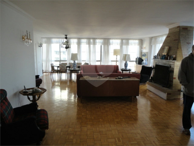 Apartamento para alugar com 3 suítes em Jardim América, São Paulo, SP
