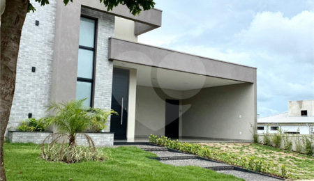 Casa à venda com 3 suítes no condomínio Portal das Tipuanas, Araraquara - SP