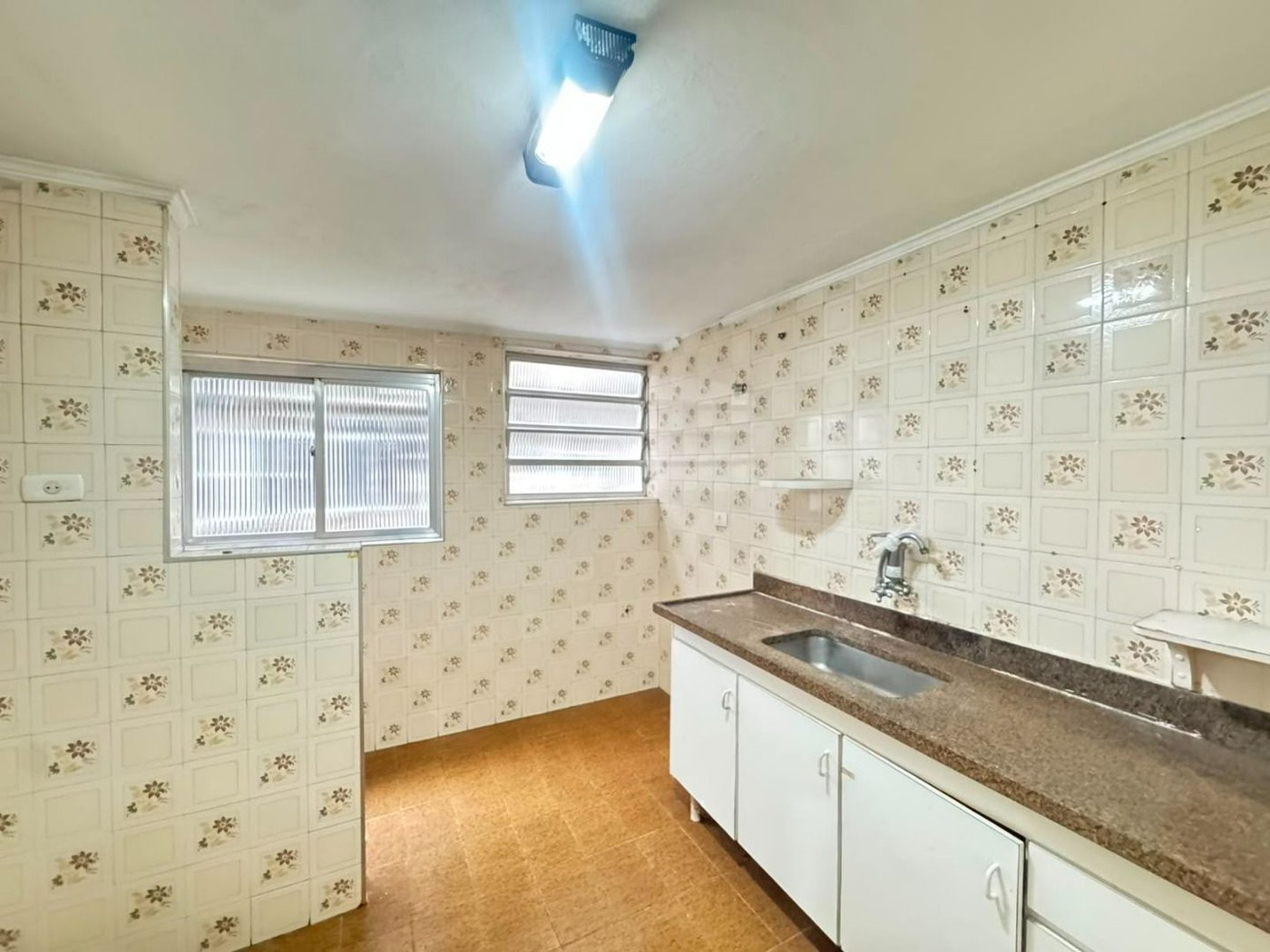 Apartamento com 3 dormitórios à venda, 60 m² por R$ 320.000,00 - Aparecida - Santos/SP