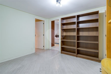 Apartamento à venda com 4 suítes em Alto da Boa Vista, São Paulo, SP