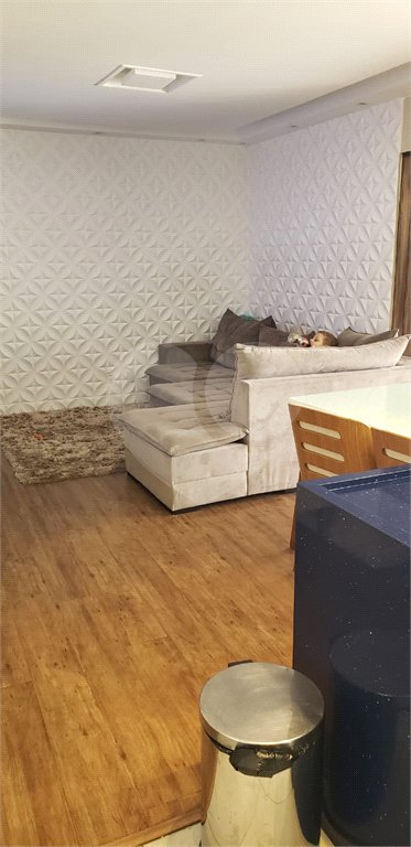 Apartamento à venda com 3 quartos, sendo 1 suíte,  em Vila Suissa, Mogi das Cruzes, SP