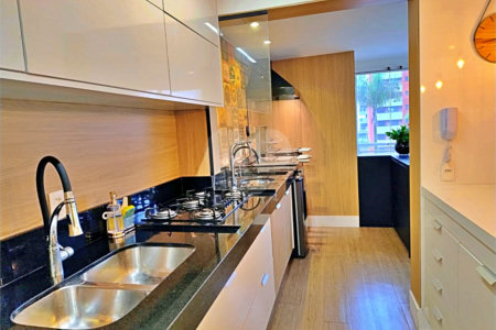 Apartamento à venda com 3 quartos, sendo 2 suítes, em Vila Andrade, São Paulo, SP