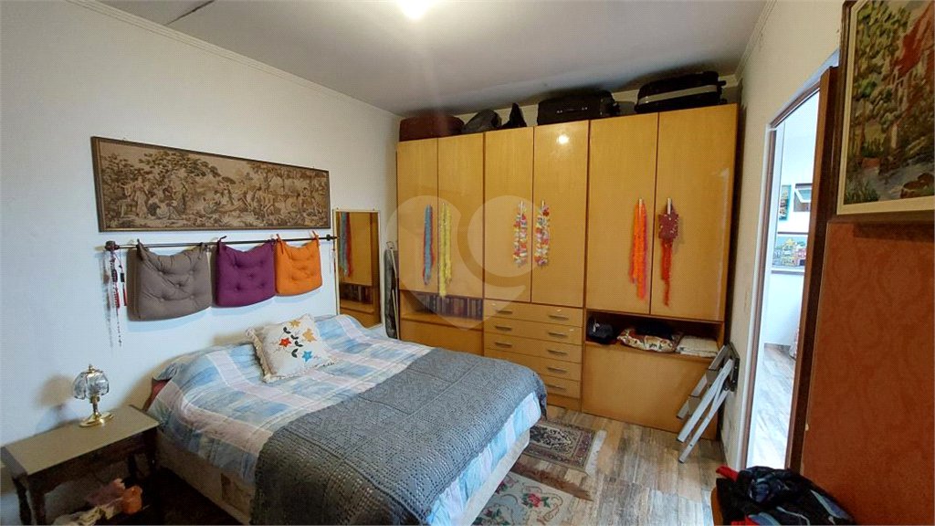 Casa à venda com 3 quartos, sendo 1 suíte,  em Vila Nivi, São Paulo, SP