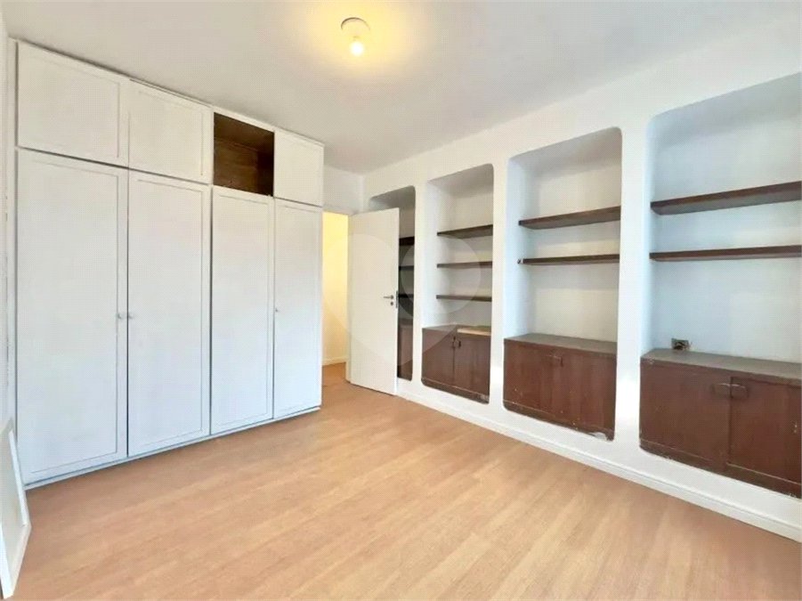 Apartamento à venda com 3 quartos, sendo 1 suíte,  em Leblon, Rio de Janeiro, RJ