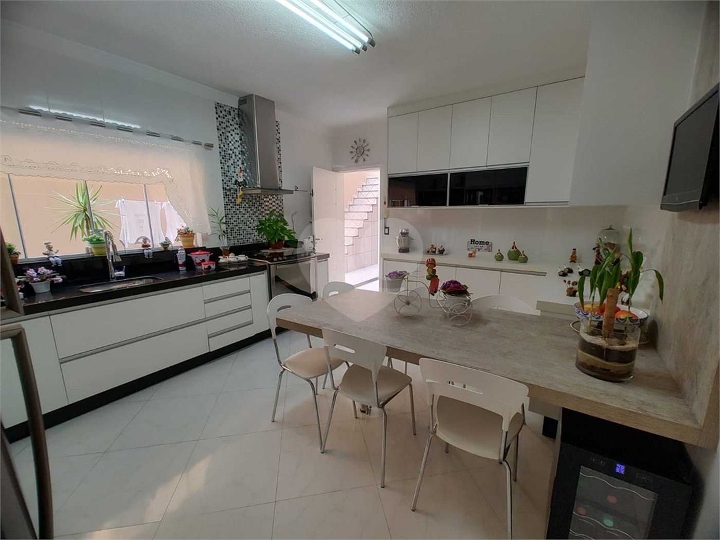 Sobrado à venda com 3 quartos, sendo 1 suíte, em Jardim Pinheiros, São Paulo, SP