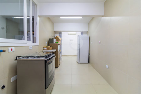Casa à venda com 3 quartos, sendo 1 suíte, em Alto da Boa Vista, São Paulo, SP