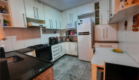 Casa à venda com 3 quartos, sendo 1 suíte,  no condomínio Residencial Sol Francisco, São Paulo - SP
