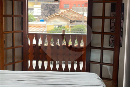 Sobrado à venda com 2 quartos, sendo 1 suíte,  em Ferreira, São Paulo, SP