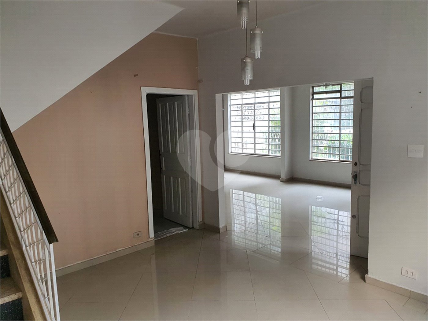 Sobrado para alugar com 3 quartos, sendo 1 suíte,  em Campo Belo, São Paulo, SP