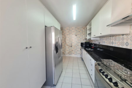 Apartamento à venda com 3 quartos, sendo 2 suítes, em Alto da Boa Vista, São Paulo, SP