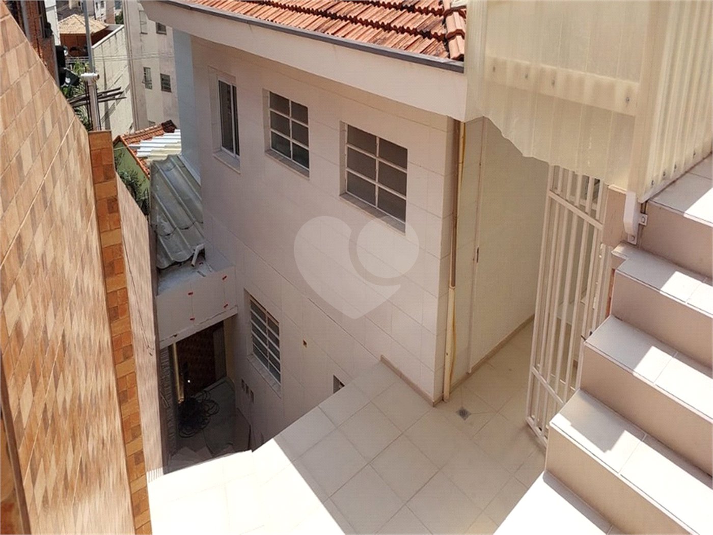Sobrado à venda com 3 quartos, sendo 2 suítes, em Vila Paulicéia, São Paulo, SP