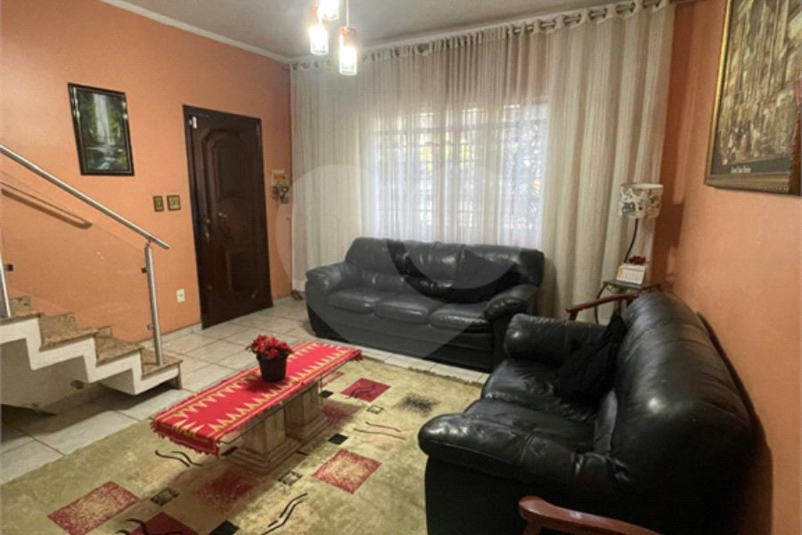 Sobrado à venda com 5 quartos, sendo 1 suíte,  em Vila Gustavo, São Paulo, SP