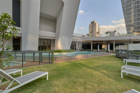 Apartamento à venda com 4 suítes em Chácara Santo Antônio, São Paulo, SP